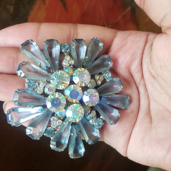 50s Rhinestone Crystal AB Brooch Pin Cluster Blue - Picture 4 of 11